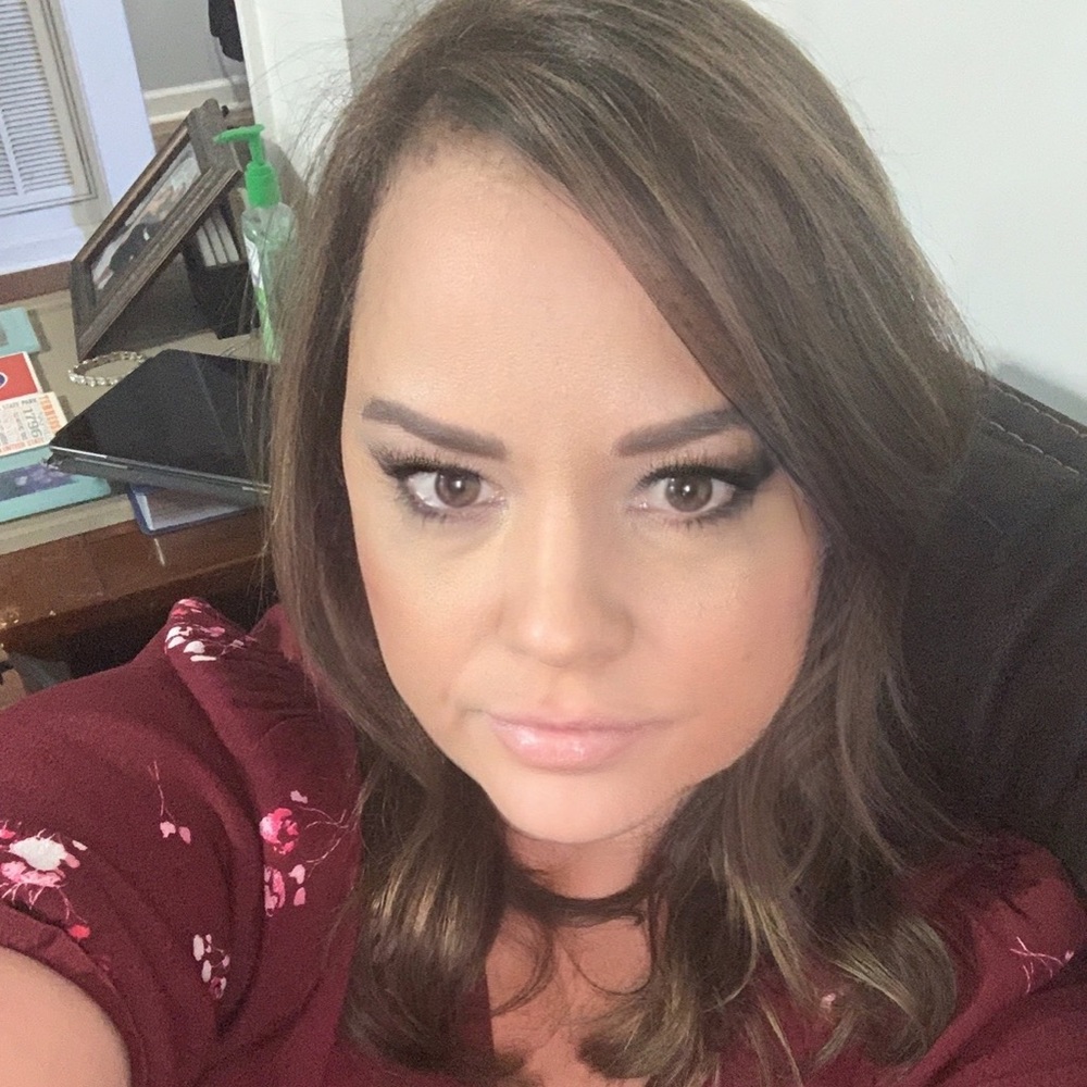 Meet your Posher, Annie